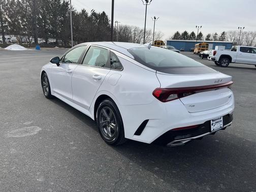 2022 Kia K5 LXS
