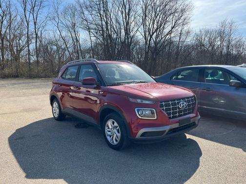 2020 Hyundai VENUE SEL