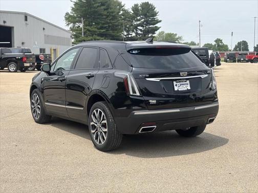 2022 Cadillac XT5 Sport