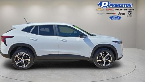2025 Chevrolet Trax FWD 1RS