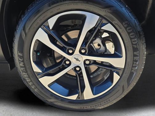 2025 Chevrolet Trax FWD 1RS