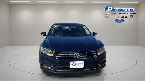 2018 Volkswagen Passat 2.0T S