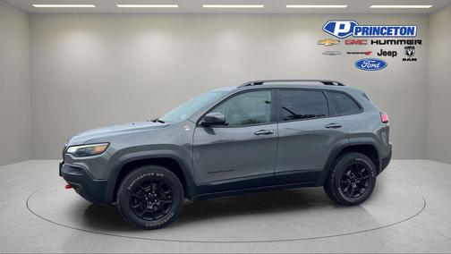 Sting-Gray Clearcoat 2019 Jeep Cherokee Trailhawk Elite