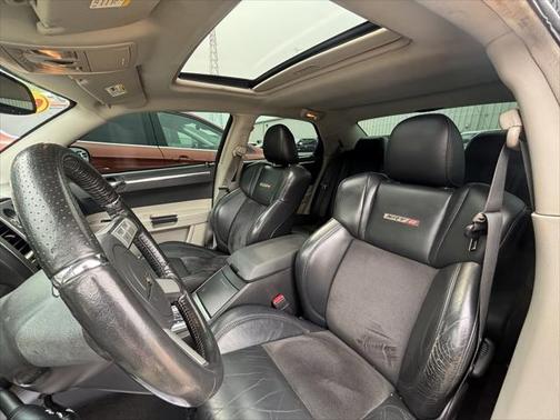 2006 Chrysler 300 SRT8