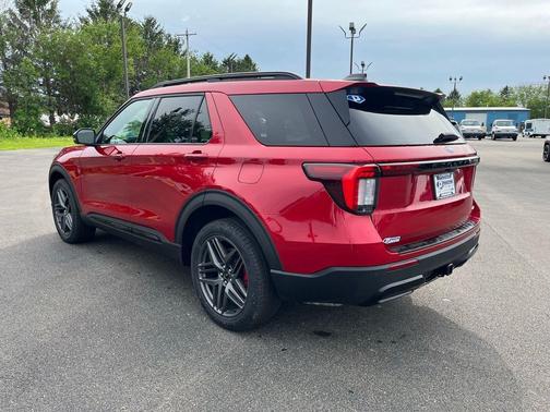 Rapid Red Metallic Tinted Clearcoat 2026 Ford Explorer ST-Line