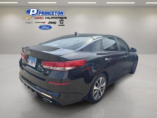 2019 Kia Optima S