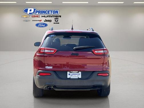 2017 Jeep Cherokee Sport