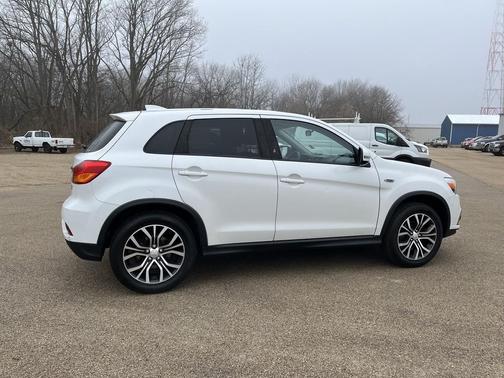 2018 Mitsubishi Outlander Sport 2.0 ES