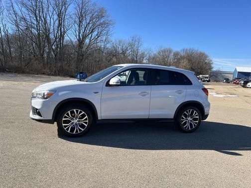 2018 Mitsubishi Outlander Sport 2.0 ES