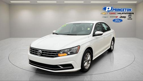 2018 Volkswagen Passat 2.0T S