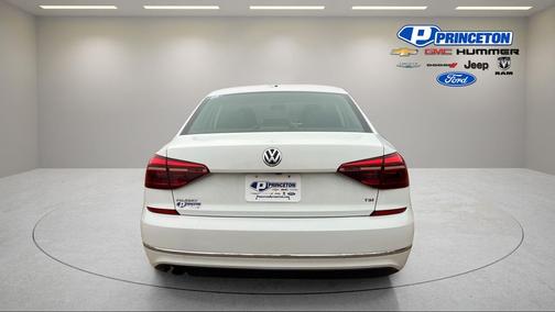 2018 Volkswagen Passat 2.0T S