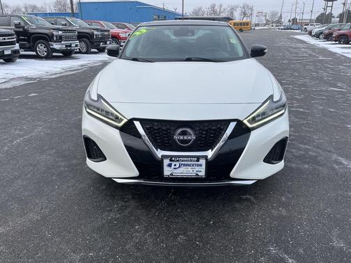 2023 Nissan Maxima SL