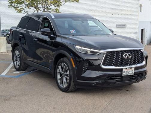 2024 INFINITI QX60 LUXE