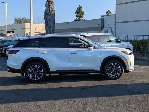2026 INFINITI QX60 Pure