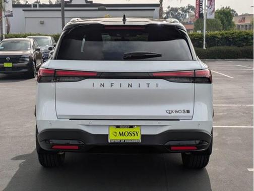 2026 INFINITI QX60 Base