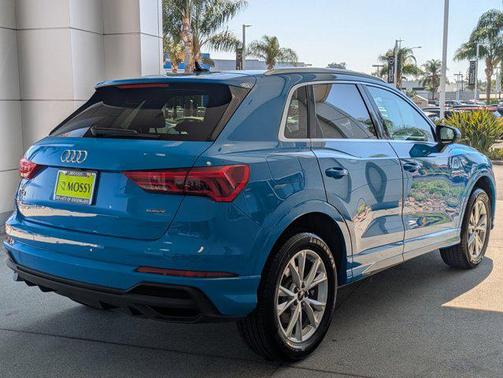 2023 Audi Q3 Premium 45 TFSI S line quattro Tiptronic