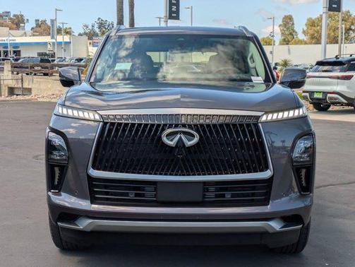 2026 INFINITI QX80 Luxe