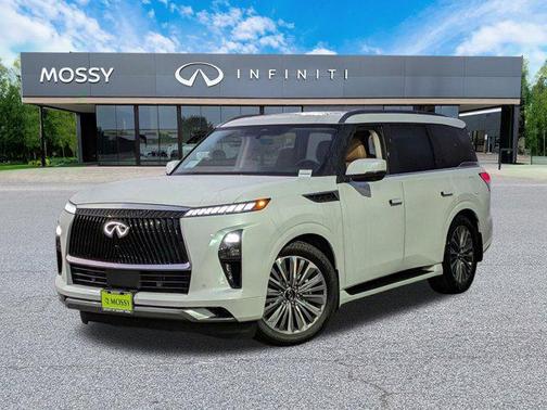 2026 INFINITI QX80 Luxe
