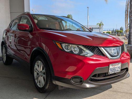 2018 Nissan Rogue Sport SV