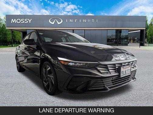 2025 Hyundai ELANTRA Sport