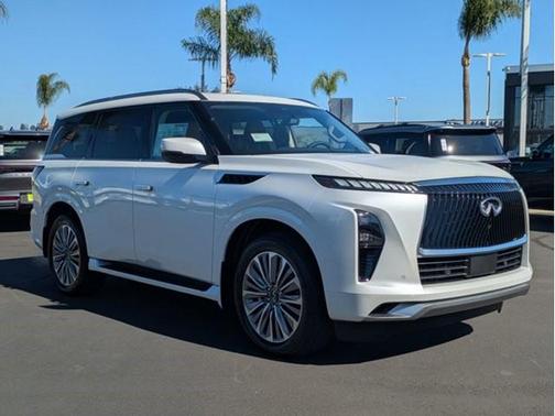 2026 INFINITI QX80 Luxe