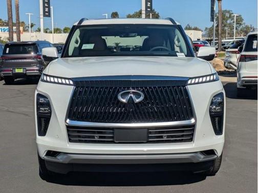 2026 INFINITI QX80 Luxe