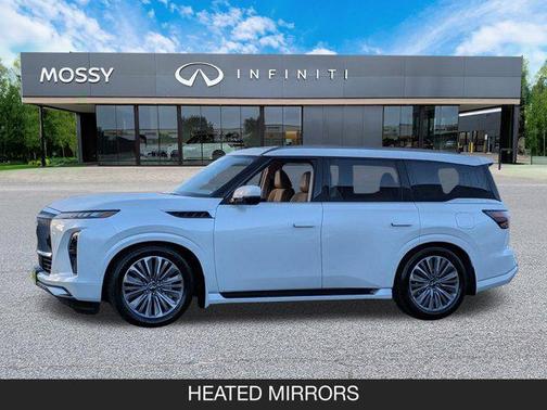 2026 INFINITI QX80 Luxe