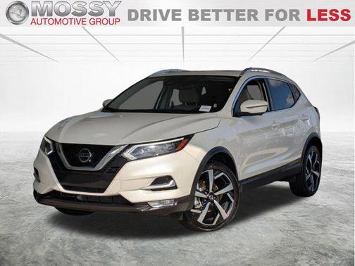 2022 Nissan Rogue Sport SL