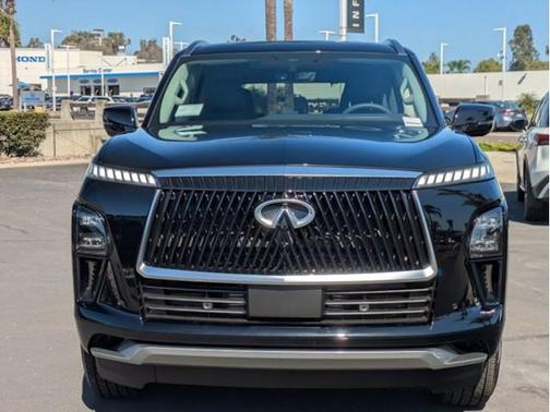 2026 INFINITI QX80 PURE