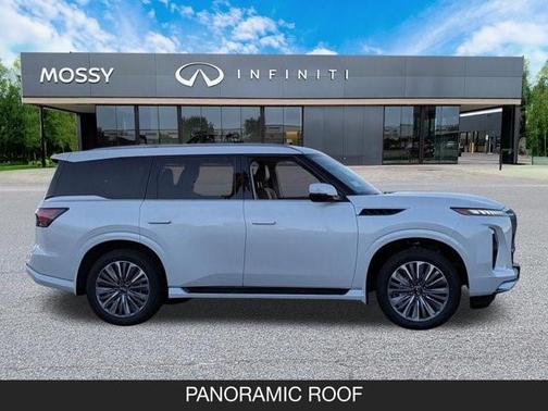 2026 INFINITI QX80 Luxe