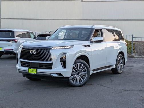 2026 INFINITI QX80 Luxe