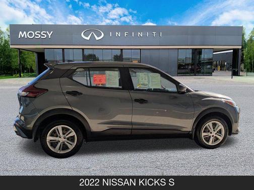 2022 Nissan Kicks S