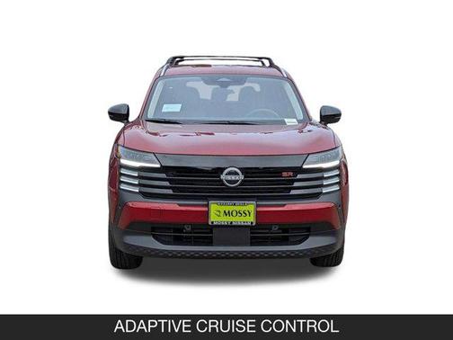 Scarlet Ember Tintcoat 2026 Nissan Kicks SR