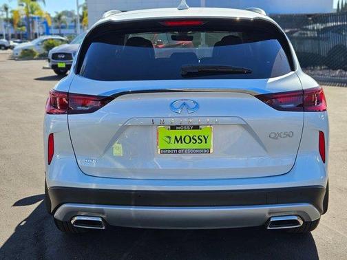 2025 INFINITI QX50 Luxe