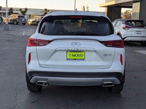 2025 INFINITI QX50 Luxe AWD