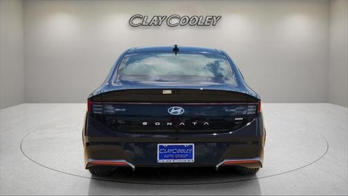 2025 Hyundai SONATA Hybrid Limited