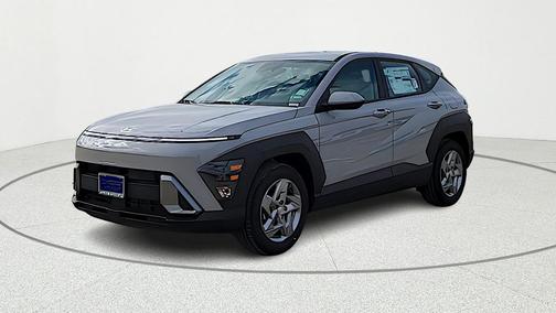 Cyber Gray Metallic 2026 Hyundai KONA SE