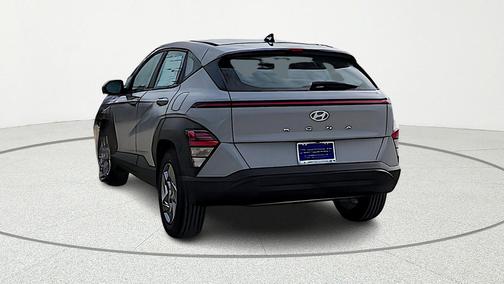 Cyber Gray Metallic 2026 Hyundai KONA SE