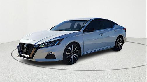 2020 Nissan Altima SR FWD