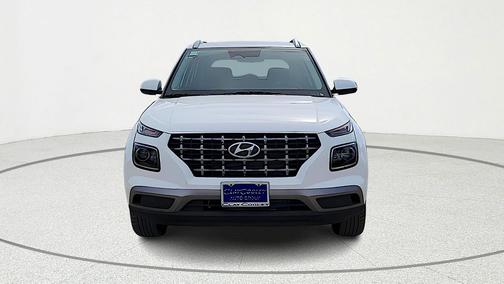 Lunar White 2026 Hyundai VENUE SEL