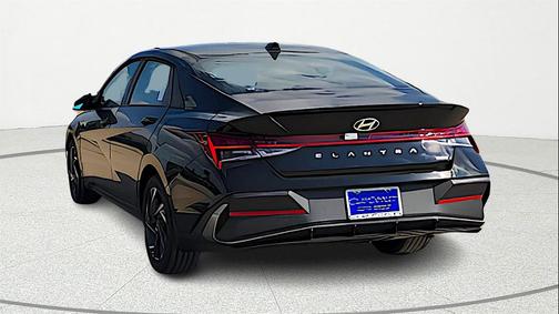 2025 Hyundai ELANTRA HEV SEL Sport