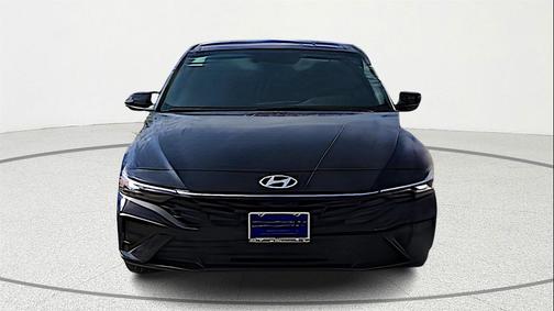 2025 Hyundai ELANTRA HEV SEL Sport