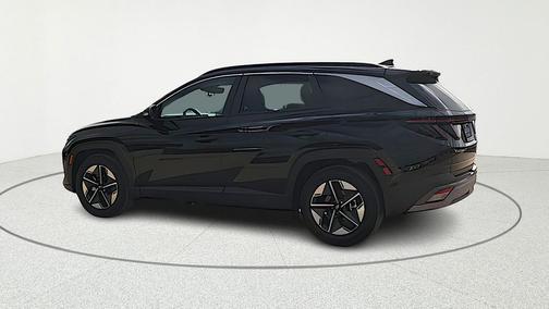 Phantom Black 2025 Hyundai TUCSON SEL Convenience
