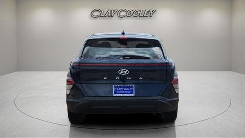 2025 Hyundai KONA SE