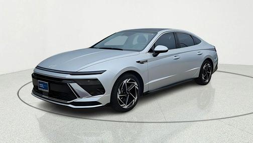 Aero Silver 2025 Hyundai SONATA SEL
