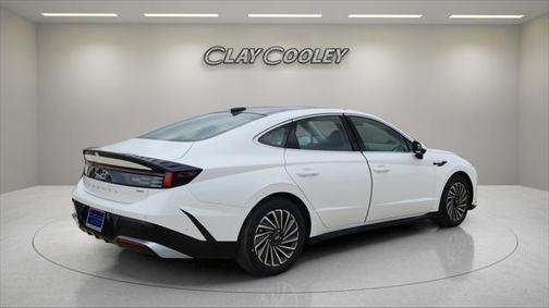 2025 Hyundai SONATA Hybrid Limited