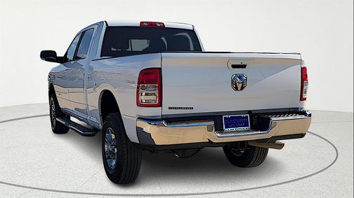 2022 RAM 2500 Big Horn Crew Cab 4x4 6'4' Box