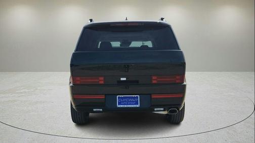Phantom Black 2025 Hyundai SANTA FE Calligraphy