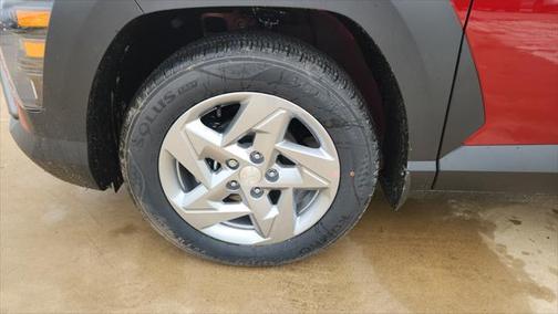 2025 Hyundai KONA SE