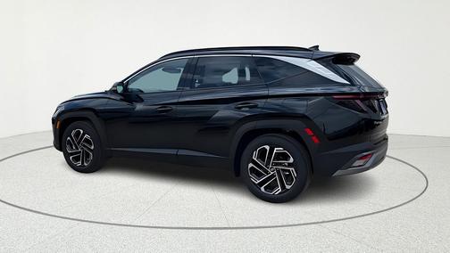 Phantom Black 2026 Hyundai TUCSON Limited